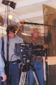  Foto von der Berichterstattung des Bayrischen Fernsehen aus einer Koll Sauna auf der IHM 1994 (Internationale Handwerksmesse) in München ++ Vorbereitung vor der Sauna